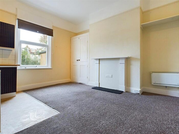 Apartment To Rent In Goldstone Villas, Hove, BN3