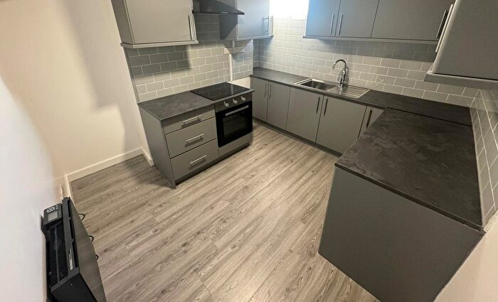 10 Bedroom End Terrace House To Rent In High Street, Lincoln, LN5