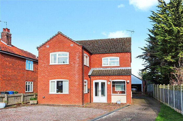 4 Bedroom Detached House For Sale In Wangford Road, Reydon, Southwold, Suffolk, IP18