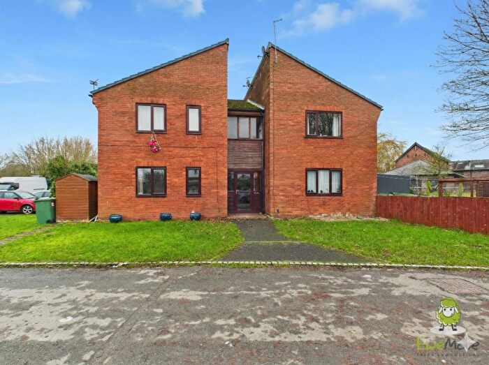 1 Bedroom Flat To Rent In Alundale Road, Winsford, Cheshire, CW7