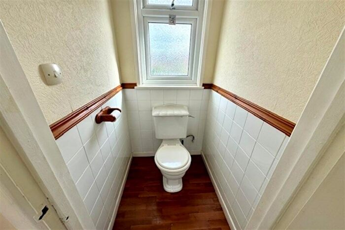 1 Bedroom Flat To Rent In Whites Road, Bitterne, SO19
