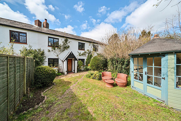 3 Bedroom House For Sale In Ashe Warren, Overton, RG25