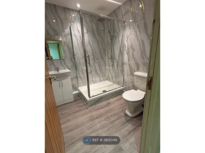 2 Bedroom Flat To Rent In Stafford Road, Wallington, SM6