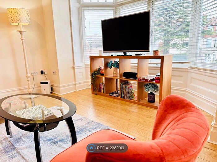 2 Bedroom Flat To Rent In Christchurch Road, Bournemouth, BH1