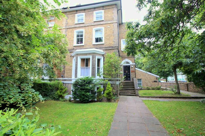 1 Bedroom Flat To Rent In Jonathan Court, 61 London Road, Enfield, Greater London EN2