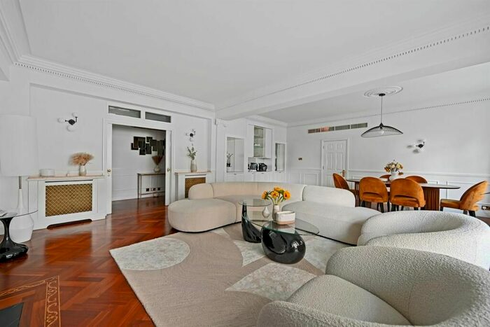 6 Bedroom Flat To Rent In North Princes Gate, London, SW7