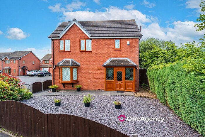 3 Bedroom Detached House For Sale In Leek Road, Carmountside, Stoke-On-Trent, ST2