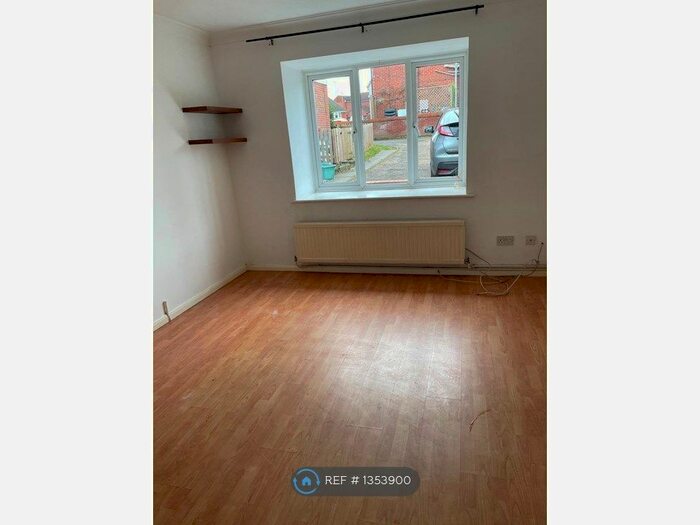 2 Bedroom Terraced House To Rent In Colchester, Colchester, CO2