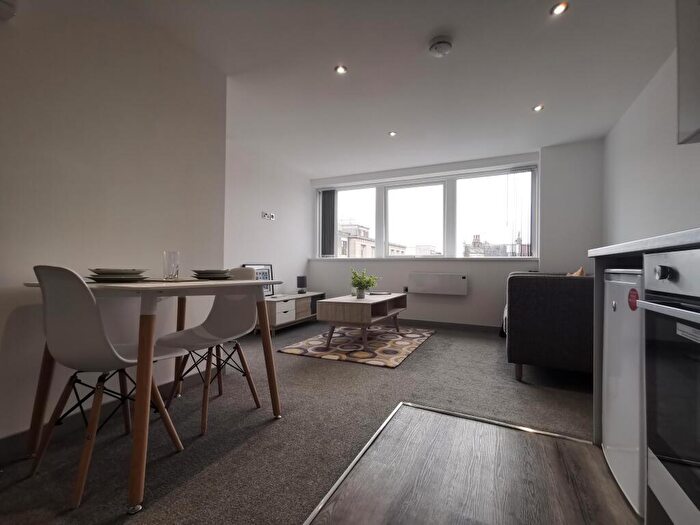 1 Bedroom Apartment To Rent In South Street, Hull, HU1