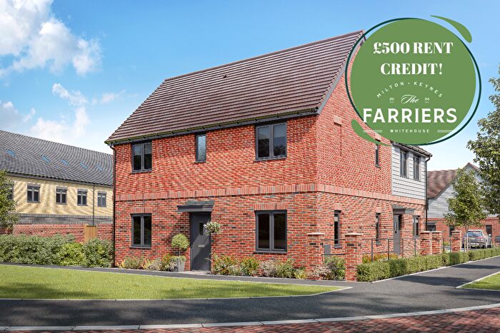 3 Bedroom End Of Terrace House To Rent In *Includes A £ Rent Credit!* Cachena Gardens, Milton Keynes, Buckinghamshire, MK8