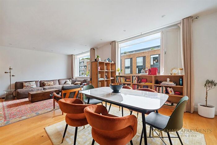4 Bedroom Flat For Sale In Hirst Court, Grosvenor Waterside, Gatliff Road, Sloane Square, SW1W