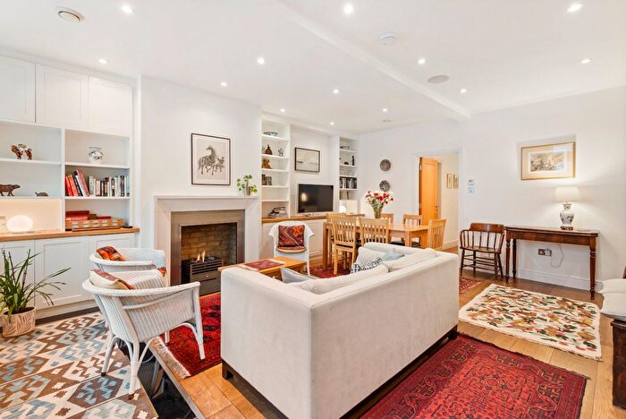 4 Bedroom Mews To Rent In Atherstone Mews, South Kensington, SW7
