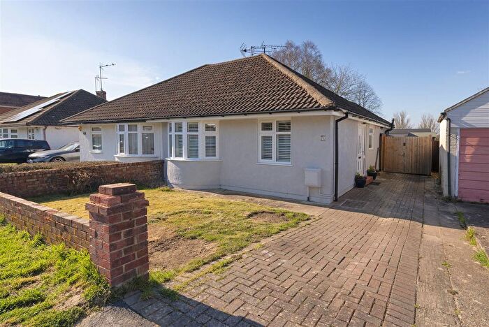 2 Bedroom Bungalow For Sale In Warrington Road, Paddock Wood, Tonbridge, TN12