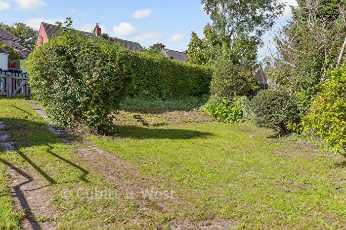 1 Bedroom Flat For Sale In Hawkhurst Road, Coldean, Brighton, East Sussex, BN1