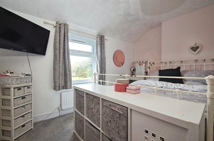 3 Bedroom Terraced House For Sale In Graig Yr Helfa Cottages, Pontypridd, CF37