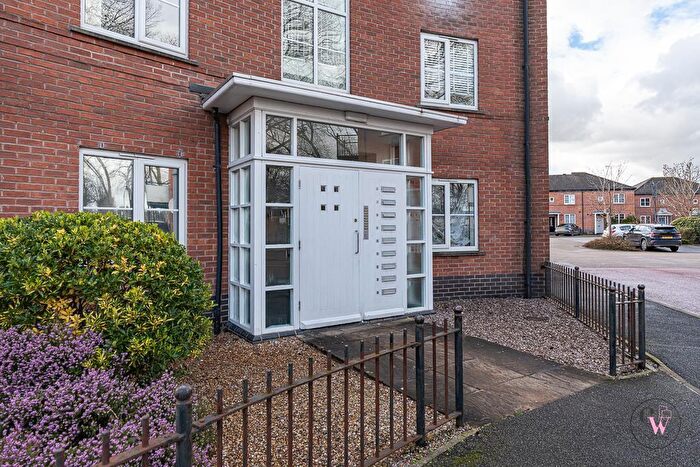 House For Sale In Lyndale Court, Winsford, CW7