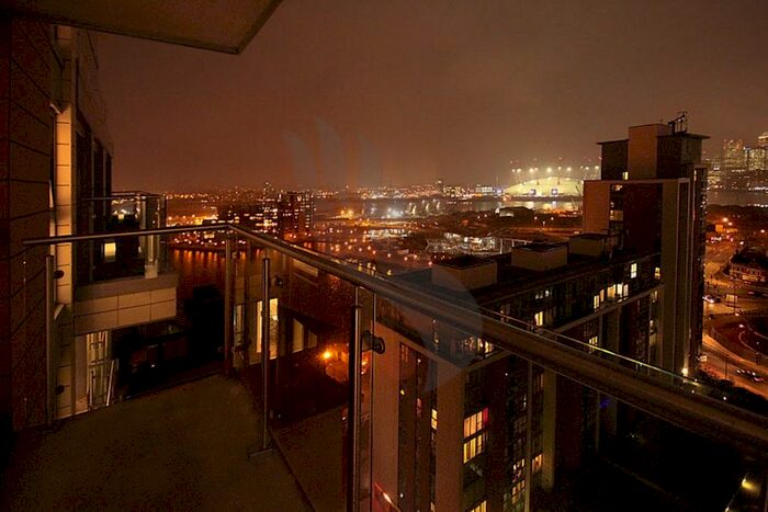 2 Bedroom Apartment To Rent In The Oxygen, Western Gateway, Canning Town, E16