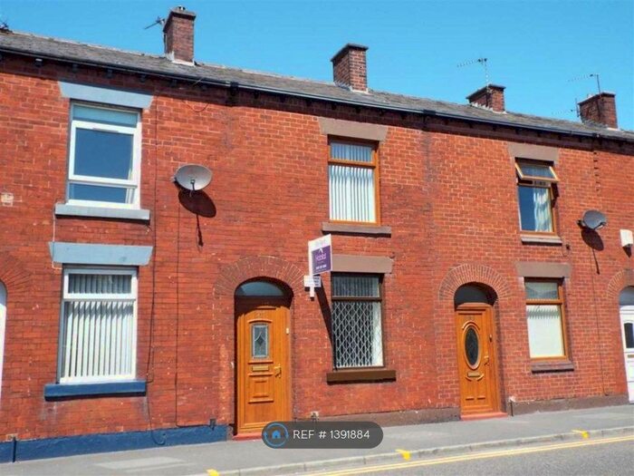 2 Bedroom Terraced House To Rent In Shaw Road, Royton, Oldham, OL2