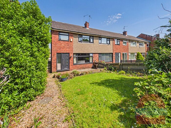 3 Bedroom Semi-Detached House For Sale In Hill Rise, Cardiff, CF23