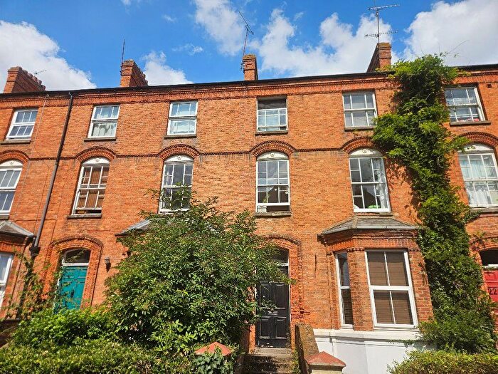 1 Bedroom Apartment To Rent In Marlborough Road, Banbury, OX16