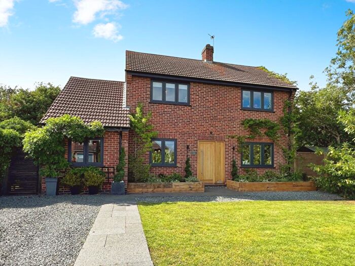 4 Bedroom Detached House For Sale In Meadows Close, Long Bennington, Newark, NG23