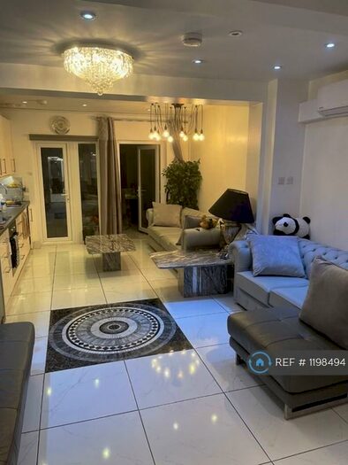 2 Bedroom Terraced House To Rent In Eastcote Avenue, Surrey, KT8