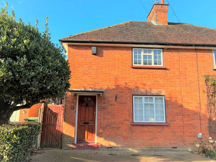2 Bedroom Semi-Detached House To Rent In Gordon Road, Shenfield, Brentwood, CM15