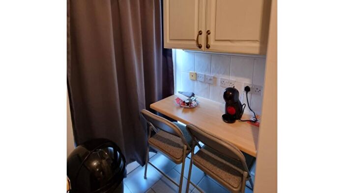 1 Bedroom Flat To Rent In Belsize Park, London, NW3