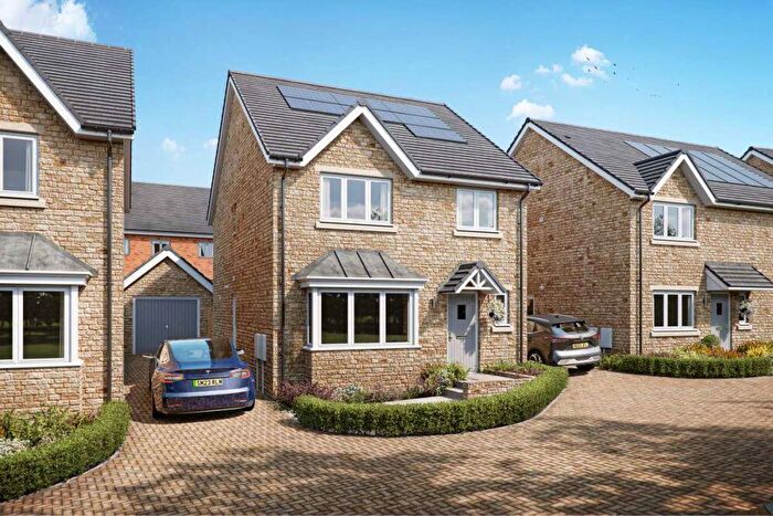 4 Bedroom Detached House For Sale In Perrybrook Road, Brockworth, GL3