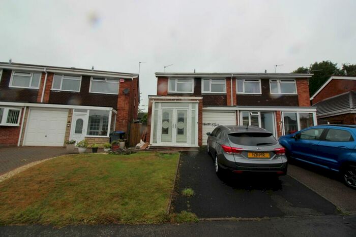 3 Bedroom Semi-Detached House To Rent In Brookside, Great Barr, Birmingham, B43
