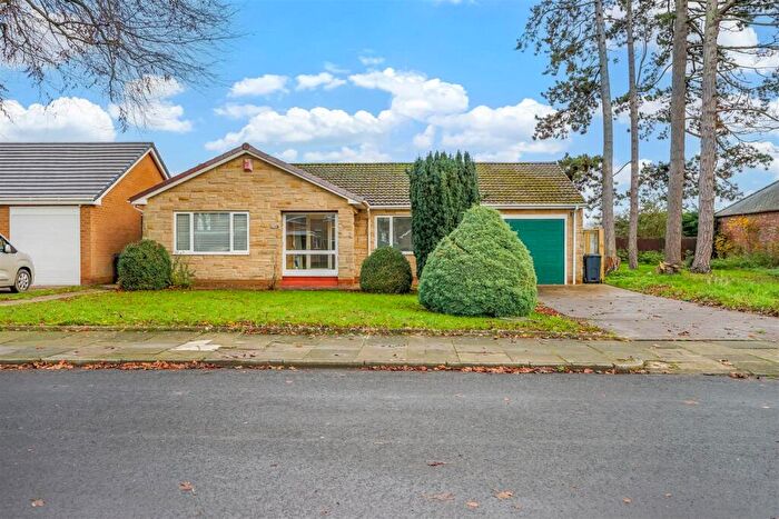 2 Bedroom Detached Bungalow For Sale In Wilton Drive, Darlington, DL3