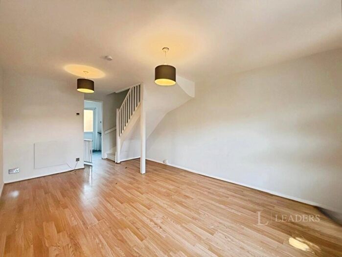 2 Bedroom House To Rent In Hawthorne Place, Epsom, Surrey, KT17