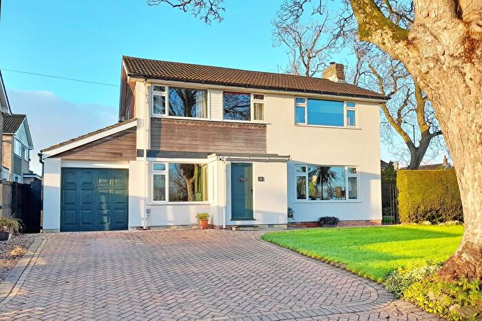 4 Bedroom House For Sale In Yew Tree Lane, Harrogate, HG2