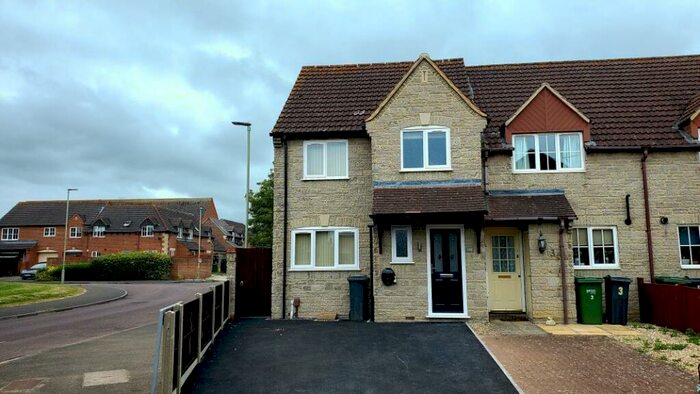 2 Bedroom Terraced House To Rent In Darleydale Close, Hardwicke, GL2