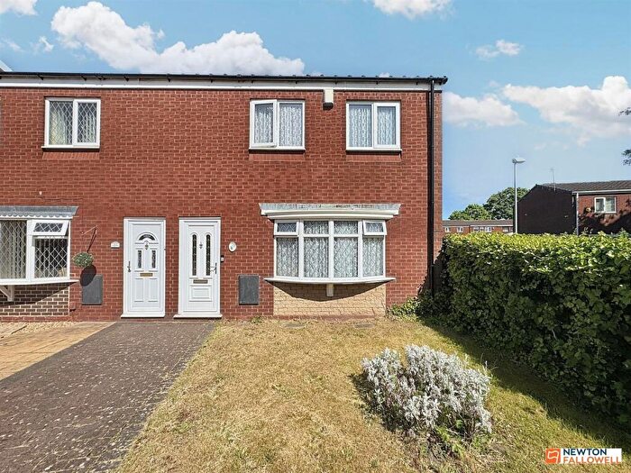 3 Bedroom End Of Terrace House For Sale In Redmoor Way, Sutton Coldfield, B76