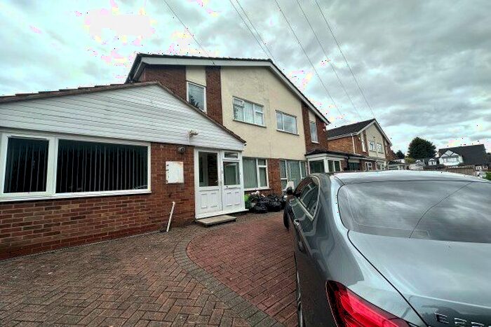3 Bedroom Property To Rent In Shaw Drive, Birmingham, B33