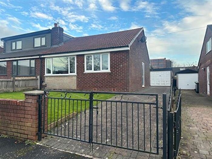 2 Bedroom Bungalow For Sale In Marlfield Avenue, Chadderton, OL9