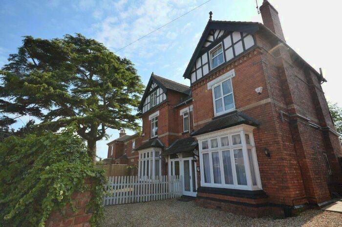 1 Bedroom Property To Rent In London Road, Kettering, NN15