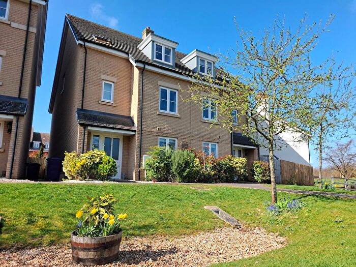 4 Bedroom Property To Rent In Grenfell Gardens, Royston, SG8