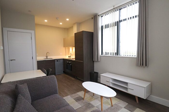 1 Bedroom Flat To Rent In Greenleigh Court, Dawsons Square, West Yorkshire, LS28