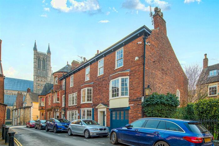 5 Bedroom Property To Rent In James Street, Lincoln, LN2