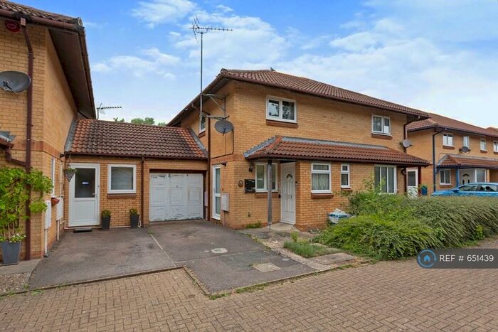 2 Bedroom Semi-Detached House To Rent In Farnham Court, Great Holm, Milton Keynes, MK8