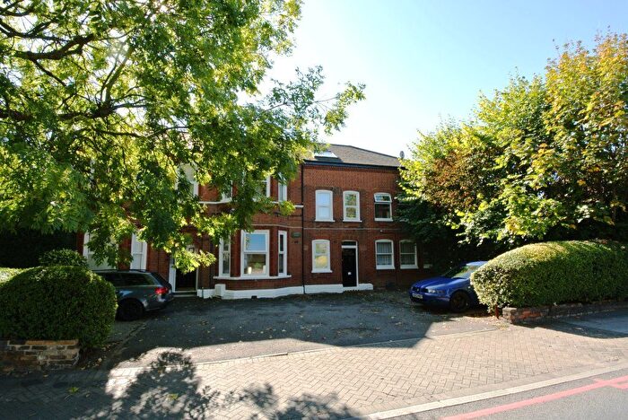 2 Bedroom Flat To Rent In Brownhill Road, Catford, SE6