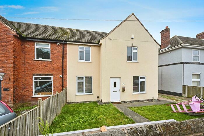 3 Bedroom Semi-Detached House For Sale In Thorney Abbey Road, Mansfield, NG21