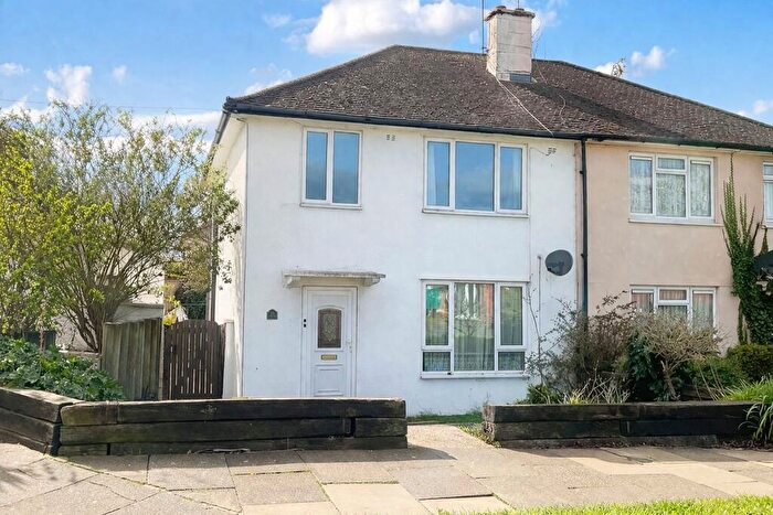 3 Bedroom Semi-Detached House To Rent In Bridgwater Drive, Westcliff-on-Sea, SS0