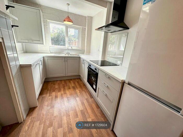 3 Bedroom Terraced House To Rent In Institute Road, Epping, CM16