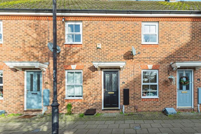 2 Bedroom Terraced House For Sale In Queensgate, Aylesbury, HP19