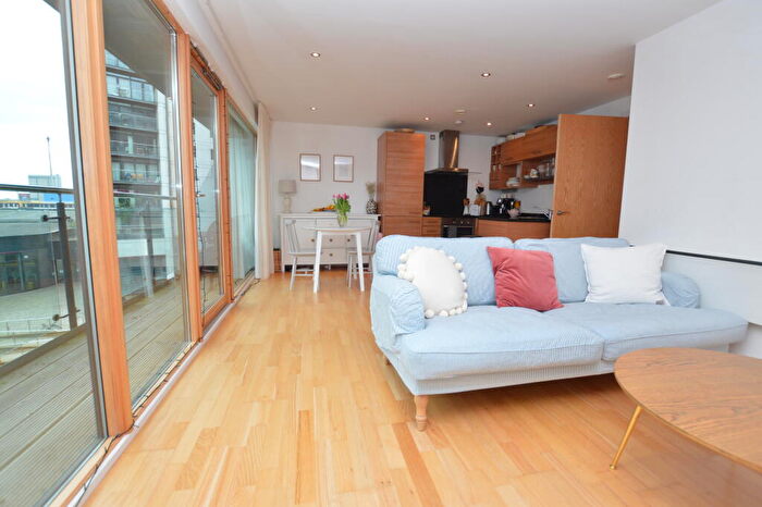 2 Bedroom Apartment To Rent In La Salle, Chadwick Street, LS10