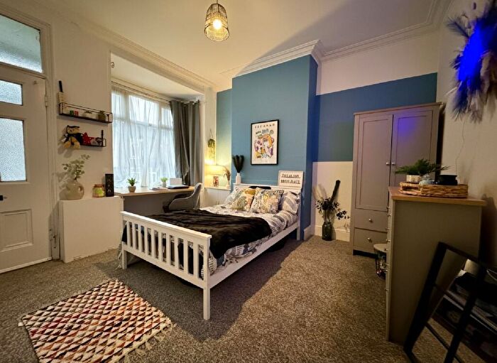 4 Bedroom House To Rent In Alton Road, Selly Oak, Birmingham, West Midlands, B29