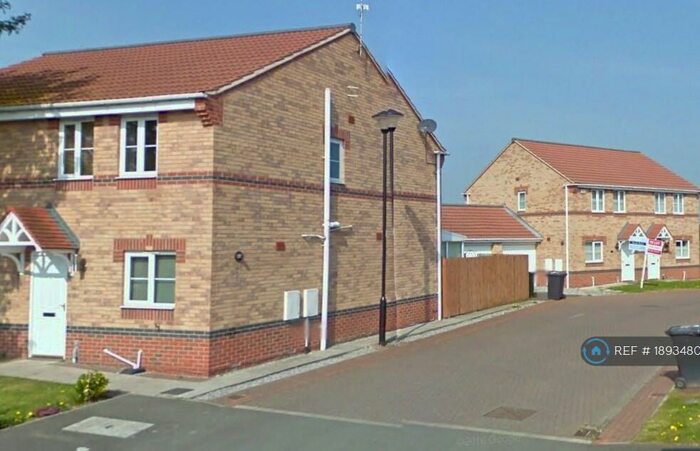 9 Bedroom Semi-Detached House To Rent In Stony Close, Stainforth, Doncaster, DN7